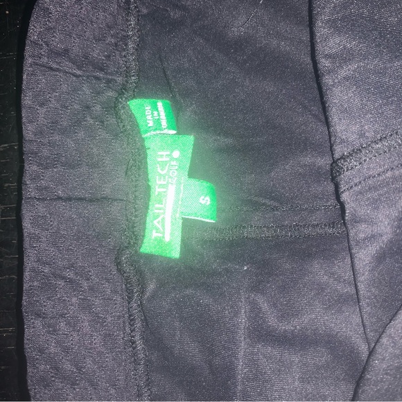 TailTech women’s navy golf skirt with front zip pockets size small - Picture 4 of 6